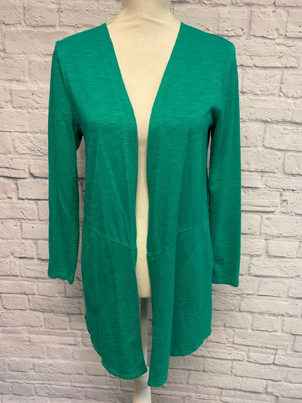Chico's the ultimate Tee Green Lightweight Open Front Cardigan Size Small